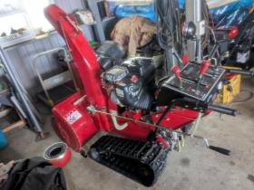 除雪機　ヤナセ　88HST　８馬力　ガソリン