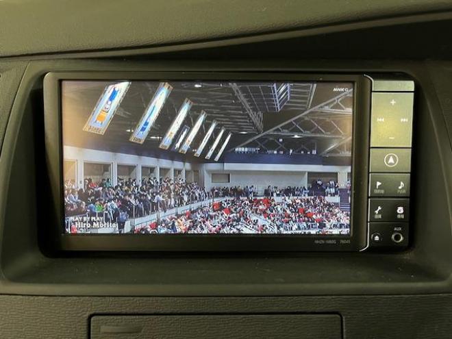 アイシスプラタナ　リミテッド　ワンオーナー　寒冷地仕様　禁煙車　両側パワースライドドア　純正１５インチＡＷ　社外１５ＡＷ＋スタッドレスタイヤ　純正ＨＤＤナビ　地デジ　ＤＶＤ再生　Ｂｌｕｅｔｏｏｔｈ　バックカメラ　エンジンスターター 4WD 5 1800Dr