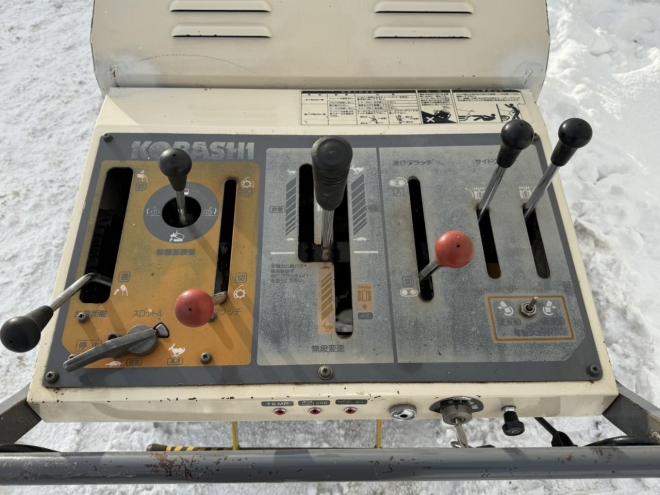 除雪機コバシ ST16-2 16馬力中型ディーゼル エンジン始動良好