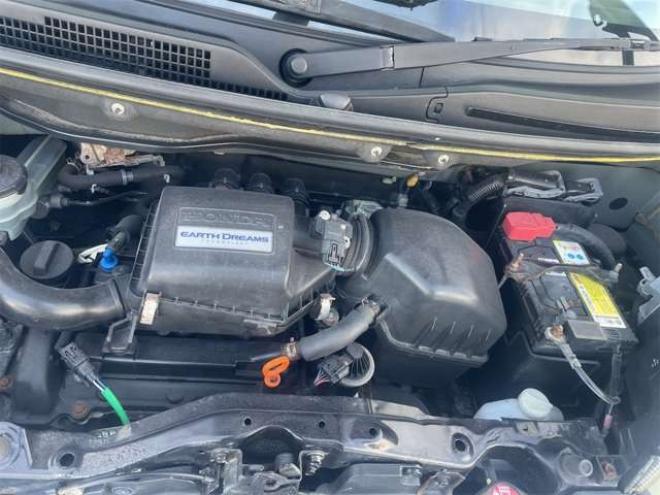 N-BOXカスタムG 4WD　 660