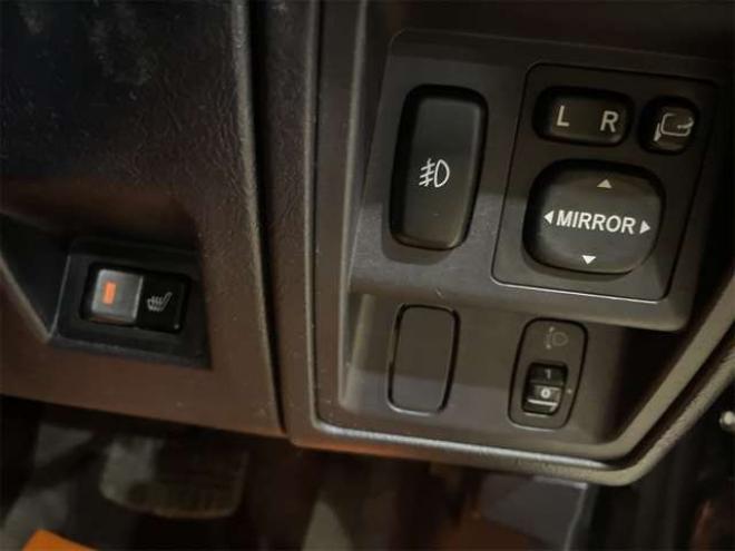 キックスRX 4WD　新　在　庫　限　定プ　ライス値　下　中27日　まで　シートヒーター　ターボ　4WD 660