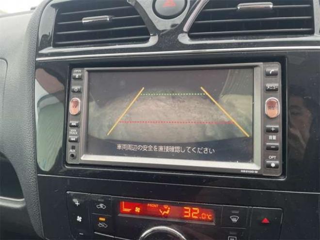 セレナ2.0 ハイウェイスター Jパッケージ 4WD　ナビ　TV　両面パワースライド　TRC　HID　エンスタ　リアカメラ 2000