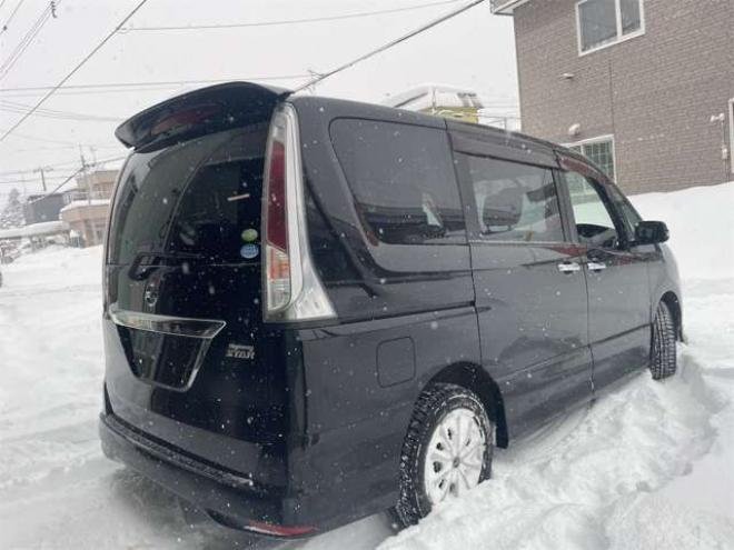 セレナ2.0 ハイウェイスター Jパッケージ 4WD　ナビ　TV　両面パワースライド　TRC　HID　エンスタ　リアカメラ 2000