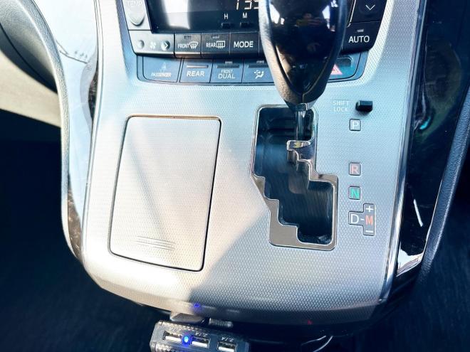 ヴェルファイア2.4Z Gエディション 4WD　ローンが不安な方＜優遇ローン＞　本州仕入　純正ワイドナビ　19AW　TEIN車高調　TRDマフラー 4WD 2400 5Dr