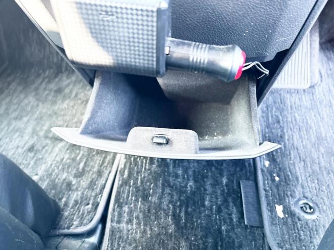 ヴェルファイア2.4Z Gエディション 4WD　ローンが不安な方＜優遇ローン＞　本州仕入　純正ワイドナビ　19AW　TEIN車高調　TRDマフラー 4WD 2400 5Dr