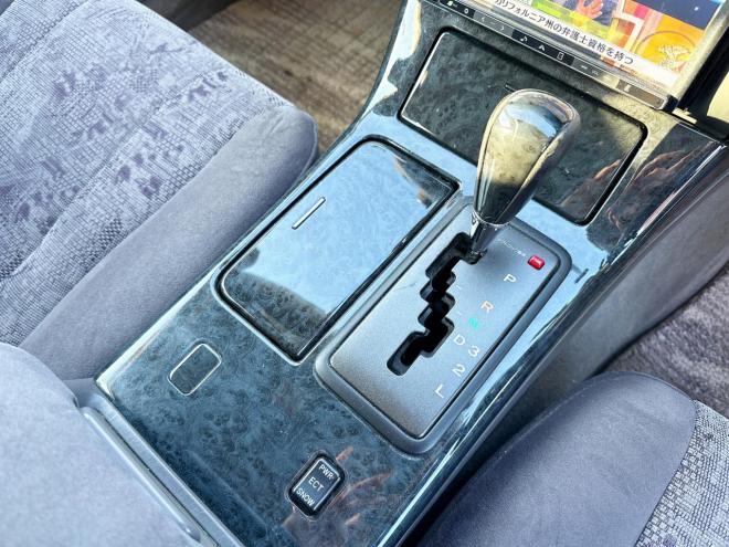 クラウンエステートエステート2.5アスリートFour 4WD 　ローンが不安な方＜優遇ローン＞ ユーザー買取車　社外HDDナビ　HID　ETC　ルーフレール　キーレス 4WD 2500 5Dr