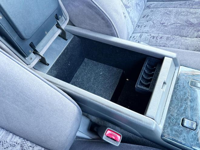 クラウンエステートエステート2.5アスリートFour 4WD 　ローンが不安な方＜優遇ローン＞ ユーザー買取車　社外HDDナビ　HID　ETC　ルーフレール　キーレス 4WD 2500 5Dr