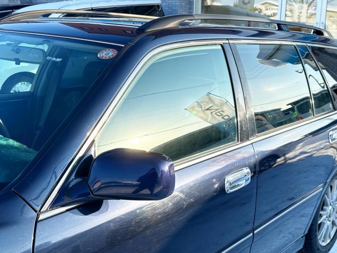 クラウンエステートエステート2.5アスリートFour 4WD 　ローンが不安な方＜優遇ローン＞ ユーザー買取車　社外HDDナビ　HID　ETC　ルーフレール　キーレス 4WD 2500 5Dr