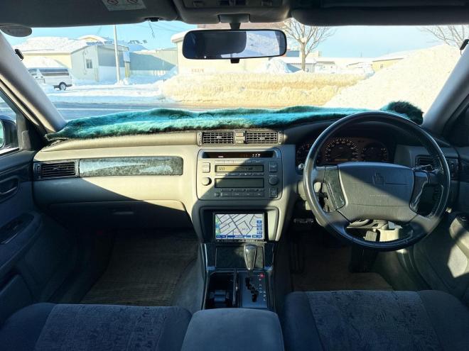 クラウンエステートエステート2.5アスリートFour 4WD 　ローンが不安な方＜優遇ローン＞ ユーザー買取車　社外HDDナビ　HID　ETC　ルーフレール　キーレス 4WD 2500 5Dr