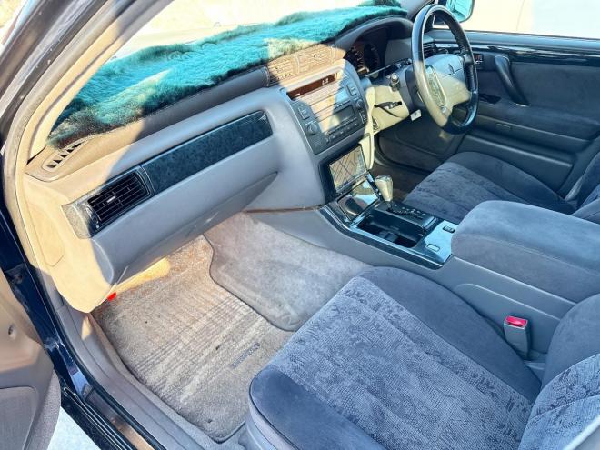 クラウンエステートエステート2.5アスリートFour 4WD 　ローンが不安な方＜優遇ローン＞ ユーザー買取車　社外HDDナビ　HID　ETC　ルーフレール　キーレス 4WD 2500 5Dr