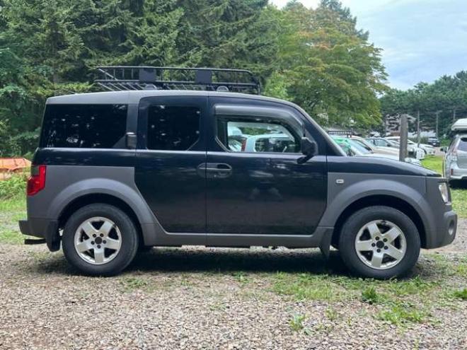 エレメント2.4 4WD　ETC/社外ナビ/後席モニター/ルーフラック 2400