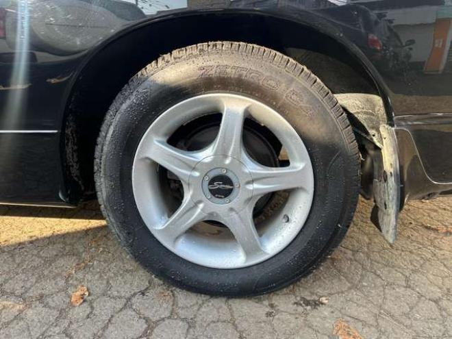 180SX2.0 タイプII　ワンオーナー　社外ハンドル　社外ターボタイマー　社外オーディオ　ミラーヒーター　パワステ　パワーウィンドウ　社外アルミホイール 2WD 2000