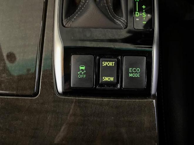 マークX２５０Ｇ　Ｆｏｕｒ　ワンオーナー　寒冷地仕様　禁煙車　社外１８インチＡＷ　社外１６ＡＷ＋スタッドレスタイヤ付　純正ＳＤナビ　地デジ　Ｂｌｕｅｔｏｏｔｈオーディオ　バックカメラ　ドライブレコーダー　ビルトインＥＴＣ 4WD 24500 4Dr