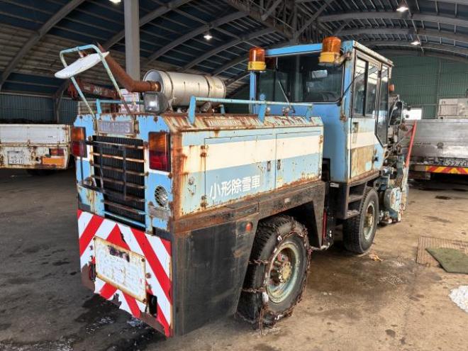 除雪機 4.990cc  2Dr   小型除雪車