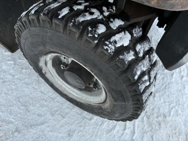 フォークリフト