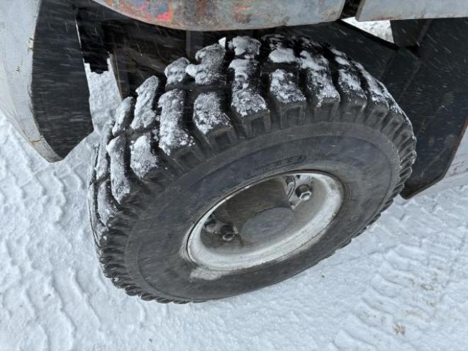 フォークリフト