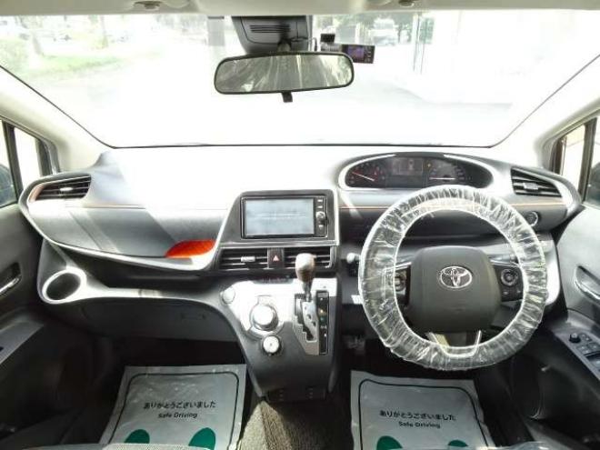 シエンタ1.5 G クエロ 4WD　本州車　保証1年/走行距離無制限　4WD　両側パワースライドドア　衝突軽減システム　オートマチックハイビーム　LDA　　前席シートヒーター　ドライブレコーダー　ETC　プッシュスタート　スマートキー 1500