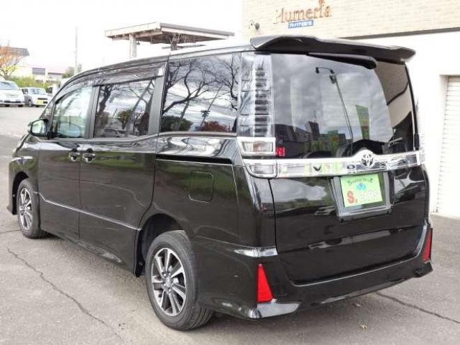 ヴォクシー2.0 ZS 4WD　後期　本州車　保証1年/走行距離無制限　4WD　8人乗　両側パワースライドドア　地デジ　バックカメラ　LEDヘッドライト　16AW　ビルトインETC 2000