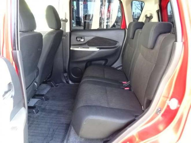 eKカスタムT セーフティパッケージ 4WD　保証1年/走行距離無制限　4WD　衝突軽減ブレーキシステム　純正ナビ　地デジ　バックカメラ　社外エンジンスターター　シートヒーター　社外15インチアルミ　純正HID　ウインカーミラー　横滑り防止　寒冷地仕様 660