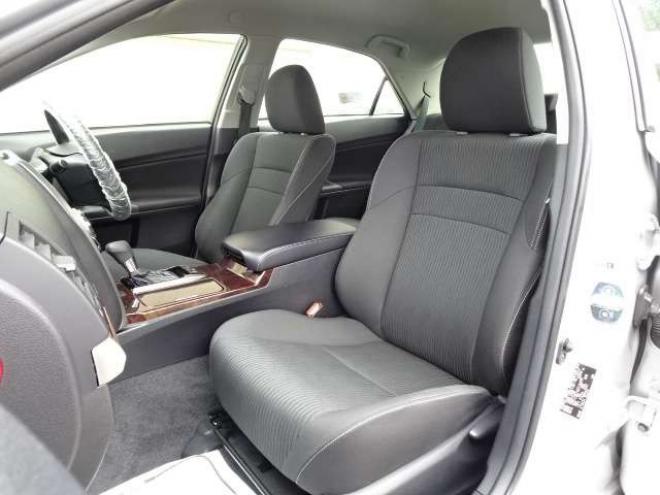 マークX2.5 250G Four 4WD　本州車　保証1年　4WD　ワンオーナー　エスカーズカスタム　フロントリップ　リヤディフューザー　プレシャス/HM-1　19インチアルミ　純正ナビ　ワンセグTV　ドライブレコーダーLDA　ETC　クルーズコントロール 2500