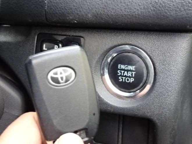 ハイエースバン2.8 スーパーGL ロング ディーゼルターボ 4WD　本州車　4WD　プッシュスタート　スマートキー　オートマチックハイビーム　ETC　MID　GRCIA　WHEEL　バックカメラ　リヤヒーター　リヤエアコン　AC100V 2800