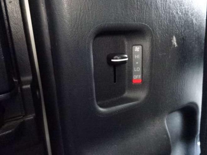 ハイエースバン2.8 スーパーGL ロング ディーゼルターボ 4WD　本州車　4WD　プッシュスタート　スマートキー　オートマチックハイビーム　ETC　MID　GRCIA　WHEEL　バックカメラ　リヤヒーター　リヤエアコン　AC100V 2800