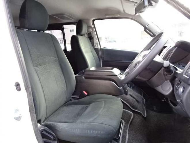 ハイエースバン2.8 スーパーGL ロング ディーゼルターボ 4WD　本州車　4WD　プッシュスタート　スマートキー　オートマチックハイビーム　ETC　MID　GRCIA　WHEEL　バックカメラ　リヤヒーター　リヤエアコン　AC100V 2800