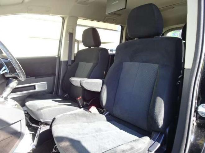 デリカD：5 2.4 G パワーパッケージ 4WD　本州車　ワンオーナー　オープンカントリーマッドタイヤ　両側パワースライドドア　ALPINE製ナビ　地デジ　10.2インチALPINE製フリップダウンモニター　バックカメラ　純正HID　スマートキー　ASC　ETC　クルコン 2400