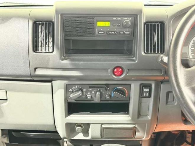 クリッパーDX 4WD　防錆塗装4WD 660