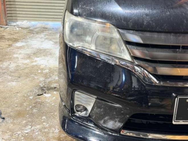 セレナ2.0 ハイウェイスター 4WD　防錆塗装4WDTVナビBカメETC夏冬タイヤ 2000