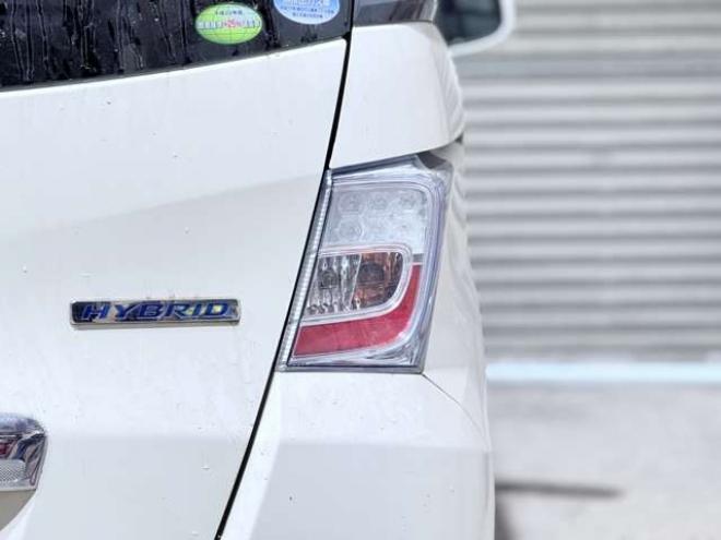 フリードスパイクハイブリッド1.5 ジャストセレクション　下廻防錆TVナビBカメETC 2WD 1500