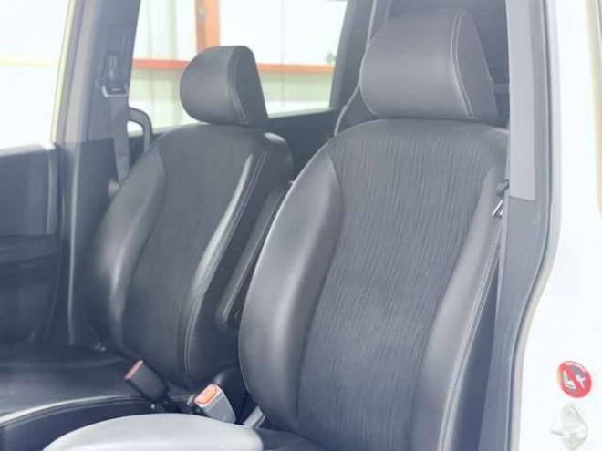 フリードスパイクハイブリッド1.5 ジャストセレクション　下廻防錆TVナビBカメETC 2WD 1500