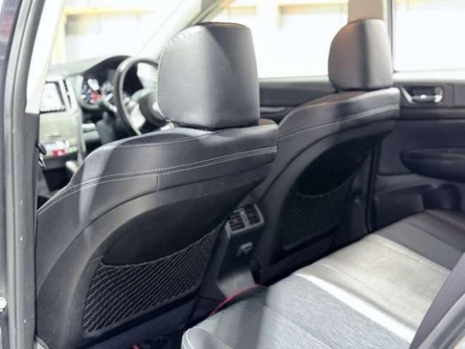 レガシィワゴン2.5 GT アイサイト 4WD　下廻防錆TVナビBカメETCエンスタ 2500