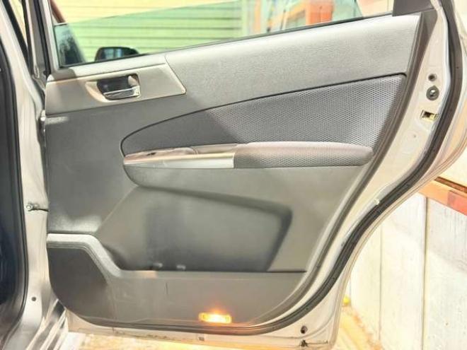 エクシーガ2.0 GT 4WD　防錆塗装4WDムーンルーフスマキーCDエンスタ 2000