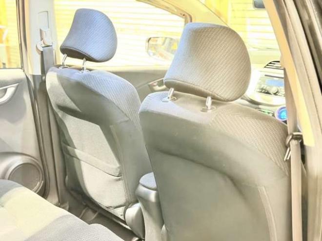 フィットハイブリッド1.3　防錆塗装キーレスCDETC 2WD 1300