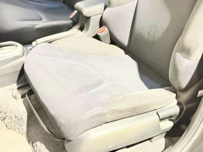 フィットハイブリッド1.3　防錆塗装キーレスCDETC 2WD 1300