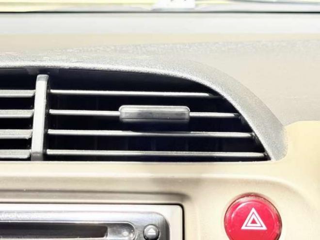 フィットハイブリッド1.3　防錆塗装キーレスCDETC 2WD 1300