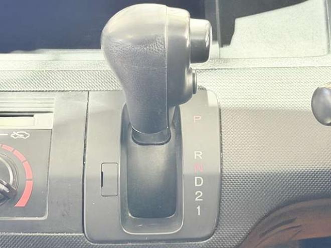 フリードスパイク1.5 C 4WD　防錆塗装4WDキーレスCD 1500