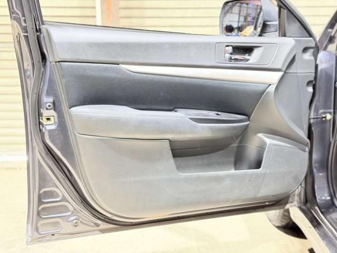 レガシィワゴン2.5 i Sスタイル 4WD　防錆塗装TVナビBカメ 2500