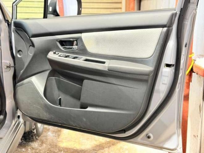 インプレッサXVハイブリッド 2.0i-L アイサイト 4WD　防錆塗装4WDTVナビBカメエンスタ夏冬タイヤ 2000