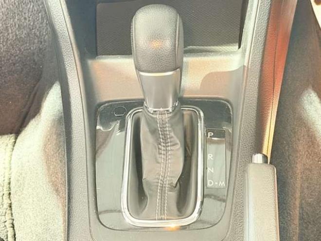 インプレッサXVハイブリッド 2.0i-L アイサイト 4WD　防錆塗装4WDTVナビBカメエンスタ夏冬タイヤ 2000