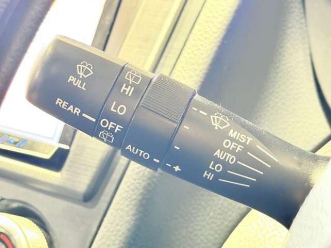 インプレッサXVハイブリッド 2.0i-L アイサイト 4WD　防錆塗装4WDTVナビBカメエンスタ夏冬タイヤ 2000