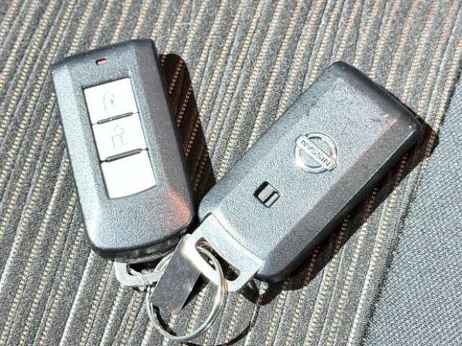 デイズハイウェイスターX Vセレクション +SafetyII 4WD　下廻防錆4WDTVナビBカメ夏冬タイヤ 660