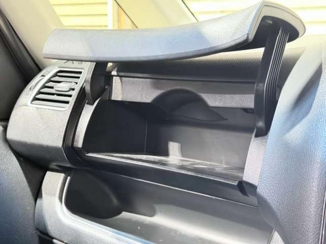 セレナ2.0 ハイウェイスター 4WD　防錆塗装4WDナビBカメETC夏冬タイヤ 2000