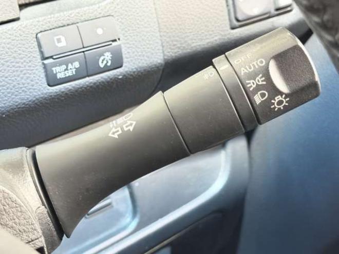 セレナ2.0 ハイウェイスター 4WD　防錆塗装4WDナビBカメETC夏冬タイヤ 2000