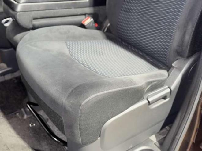 セレナ2.0 20X Vセレクション+Safety 4WD　防錆塗装4WDTVナビBカメETCエンスタ 2000