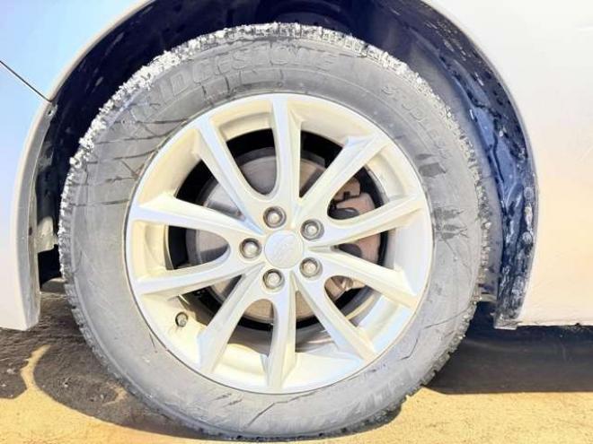 インプレッサスポーツ 2.0 i アイサイト 4WD　防錆塗装4WDTVナビBカメETC 2000