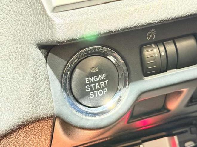 インプレッサスポーツ 2.0 i アイサイト 4WD　防錆塗装4WDTVナビBカメETC 2000