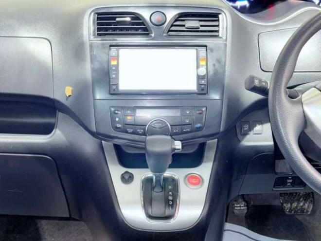 セレナ2.0 20X 4WD　下廻防錆TVナビETCエンスタ 2000