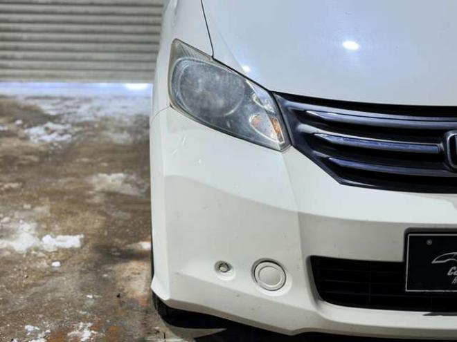 フリード1.5 フレックス 4WD　防錆塗装4WDTVナビBカメETC夏冬タイヤ 1500